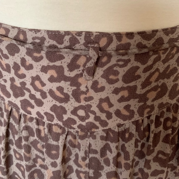 Wrap Animal Print Midi Skirt Size 4 - Picture 6 of 9